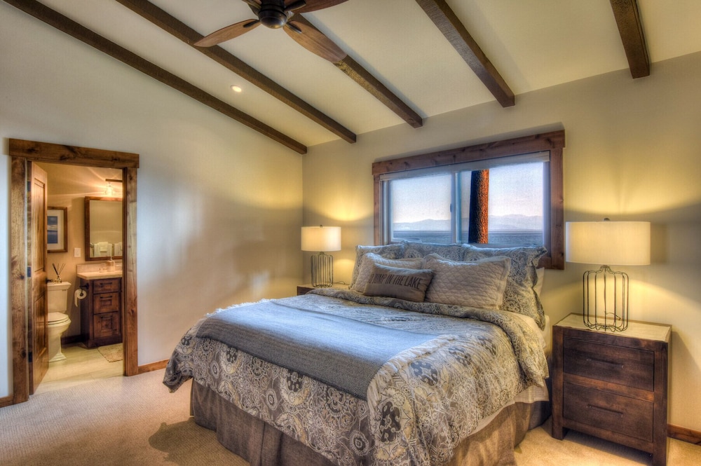 Townhome, Multiple Beds, Patio, Mountain View (Waters Edge Jewel 33) photo 2