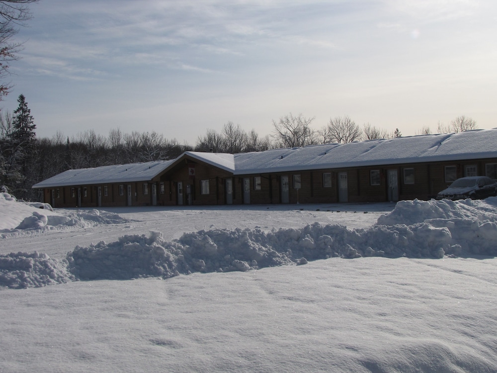 #8: Non-smoking, cottage photo 3