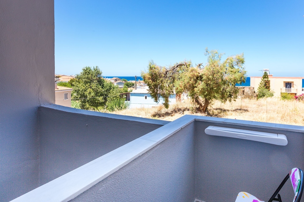 Apartment, Pool View photo 2
