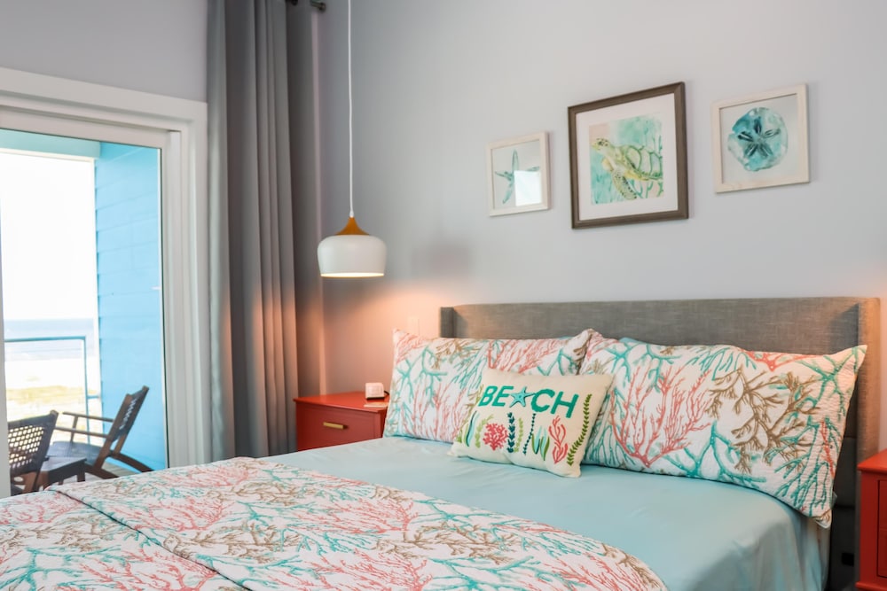Townhome, Multiple Beds (Sea La Vie) photo 1