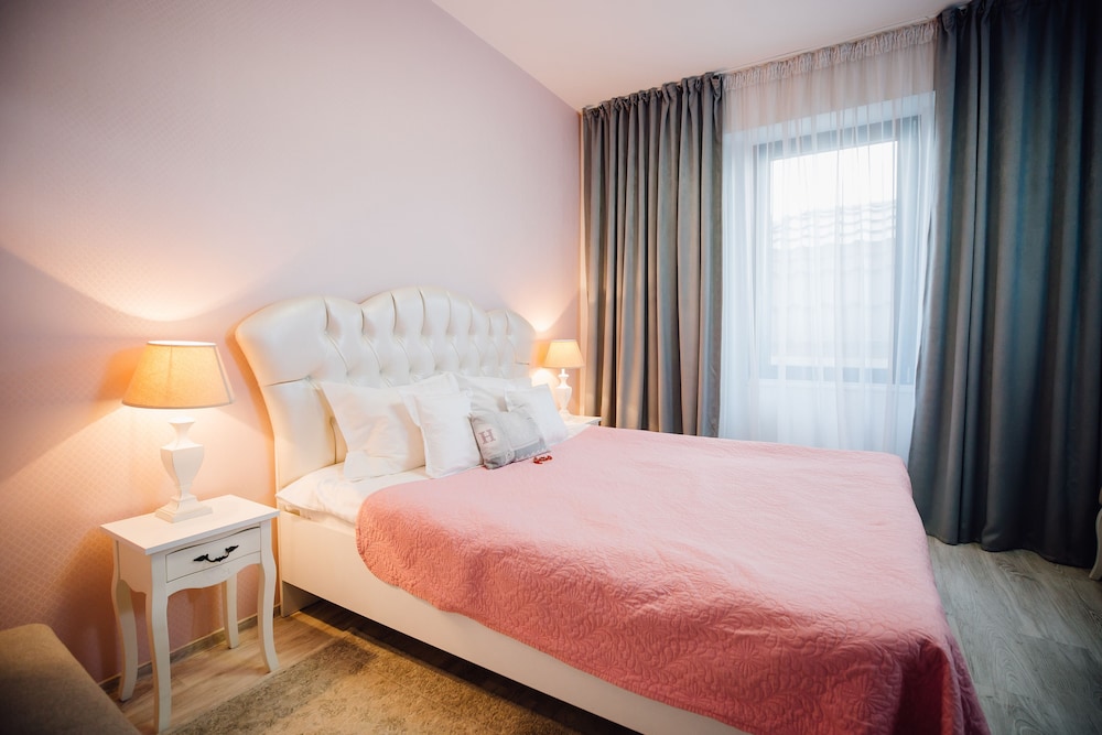 Deluxe Double Room Single Use photo 3