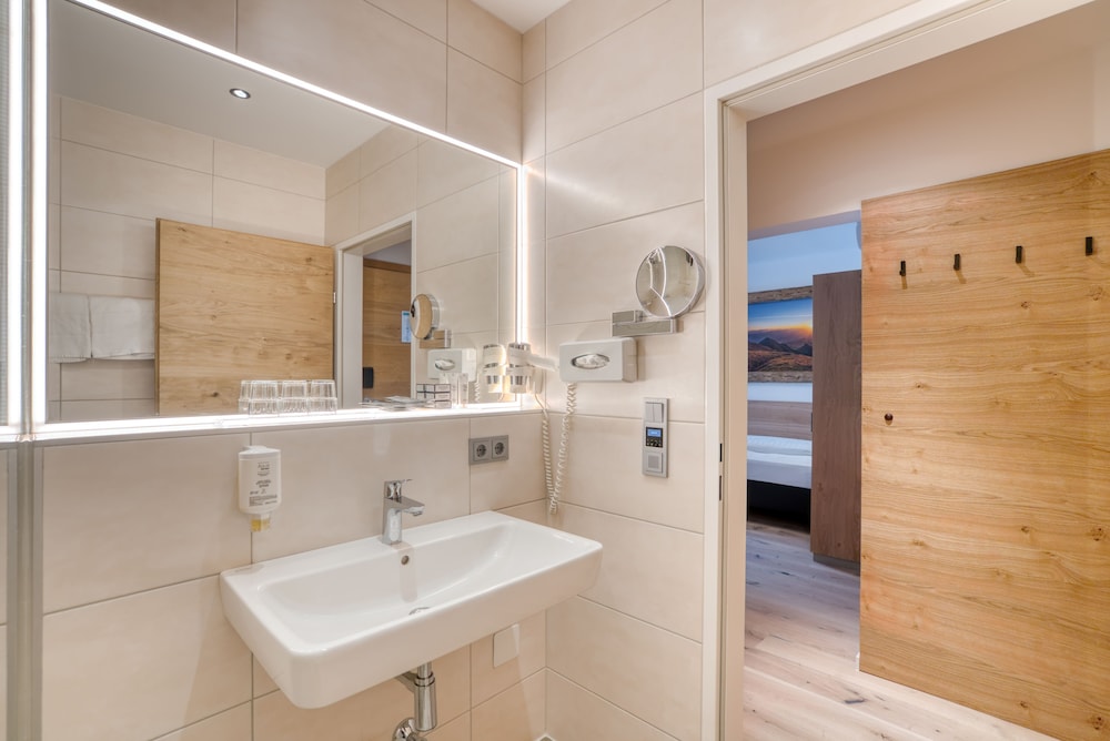 Triple Room - Photo 5