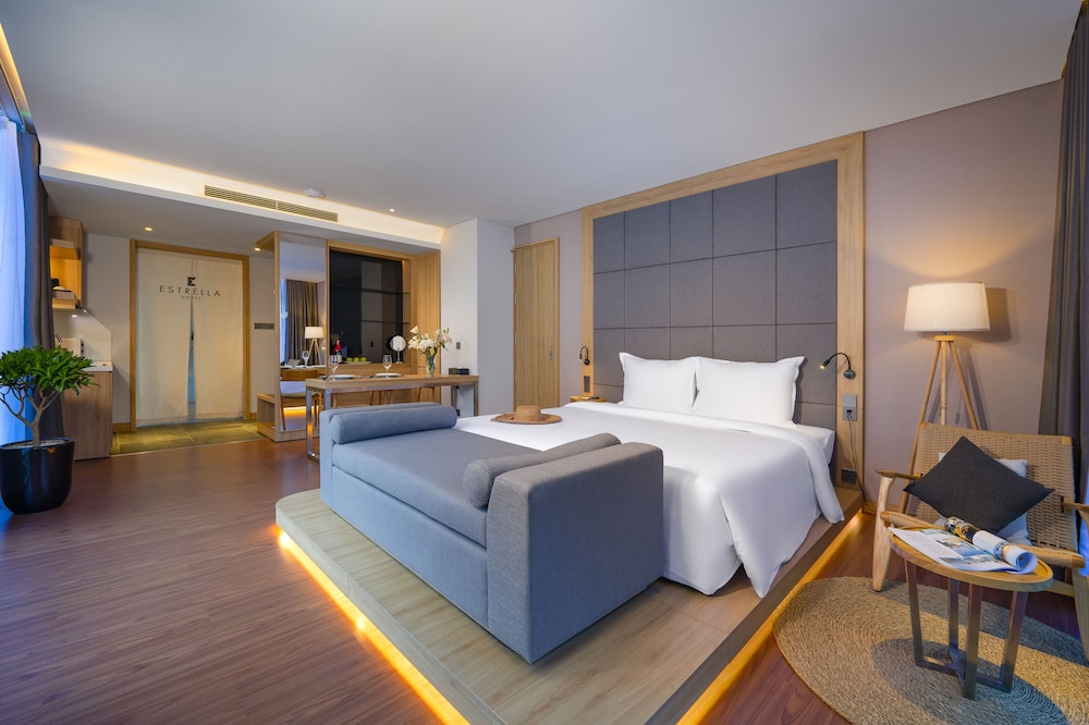 Estrella Suite, Tower photo 2