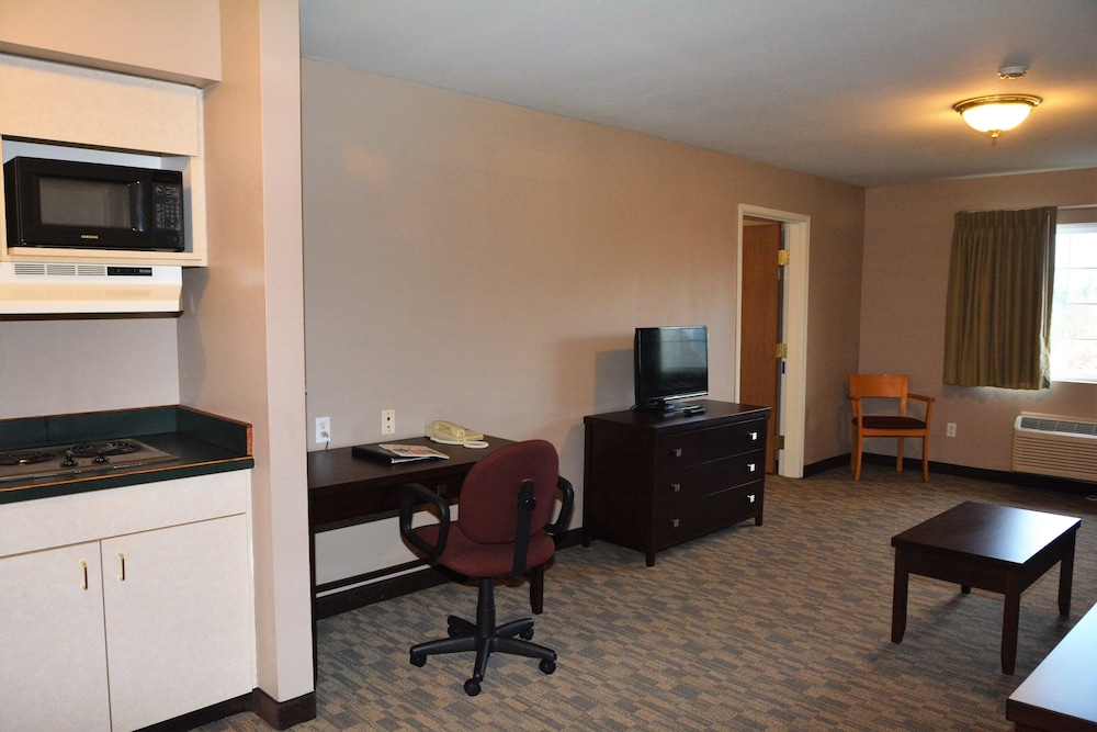 Suite - Photo 5