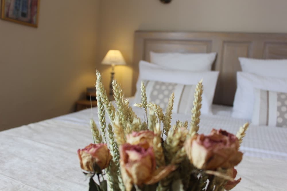 Superior Suite, Ensuite, Garden View photo 2