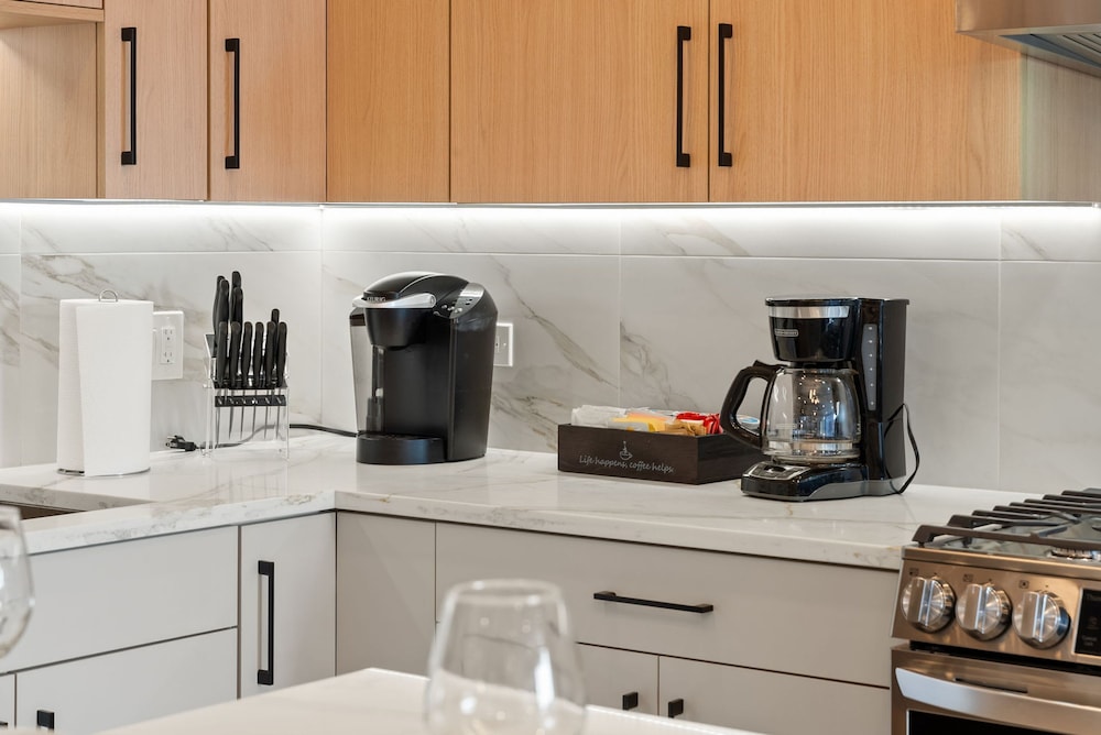 Bright 2bed 2bath in Brand New Pilsen Development, Zdjęcie 14