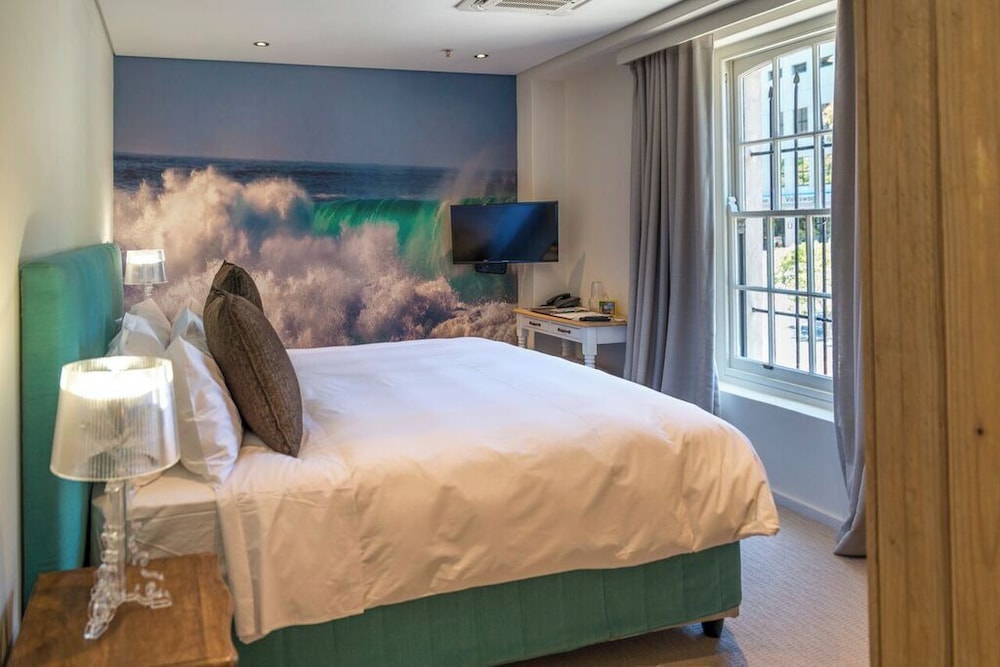 Luxury Apartment, 2 Bedrooms - Photo 3