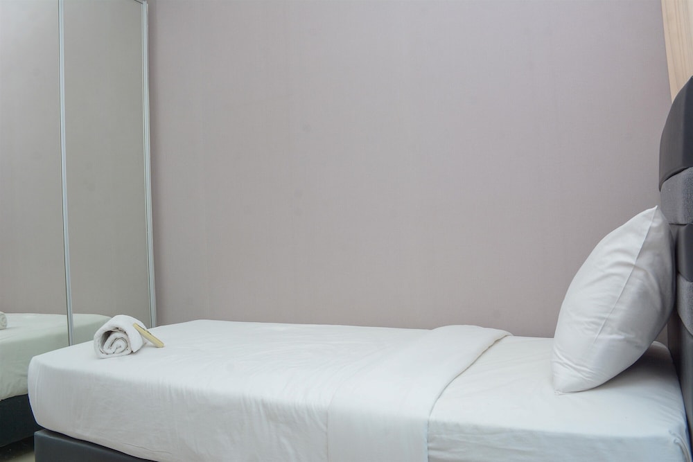 Room - Photo 6