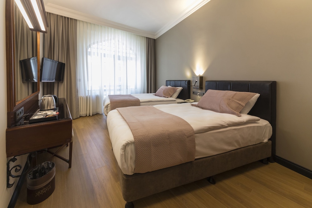 Superior Room, 2 Twin Beds photo 2