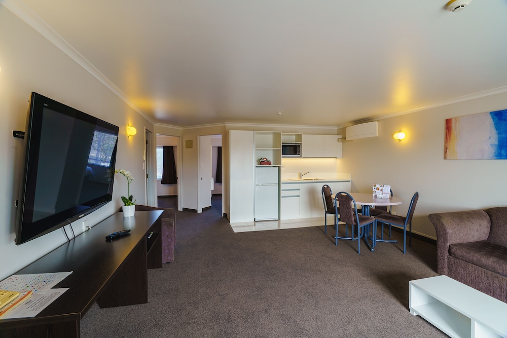 Suite, 2 Bedrooms photo 3