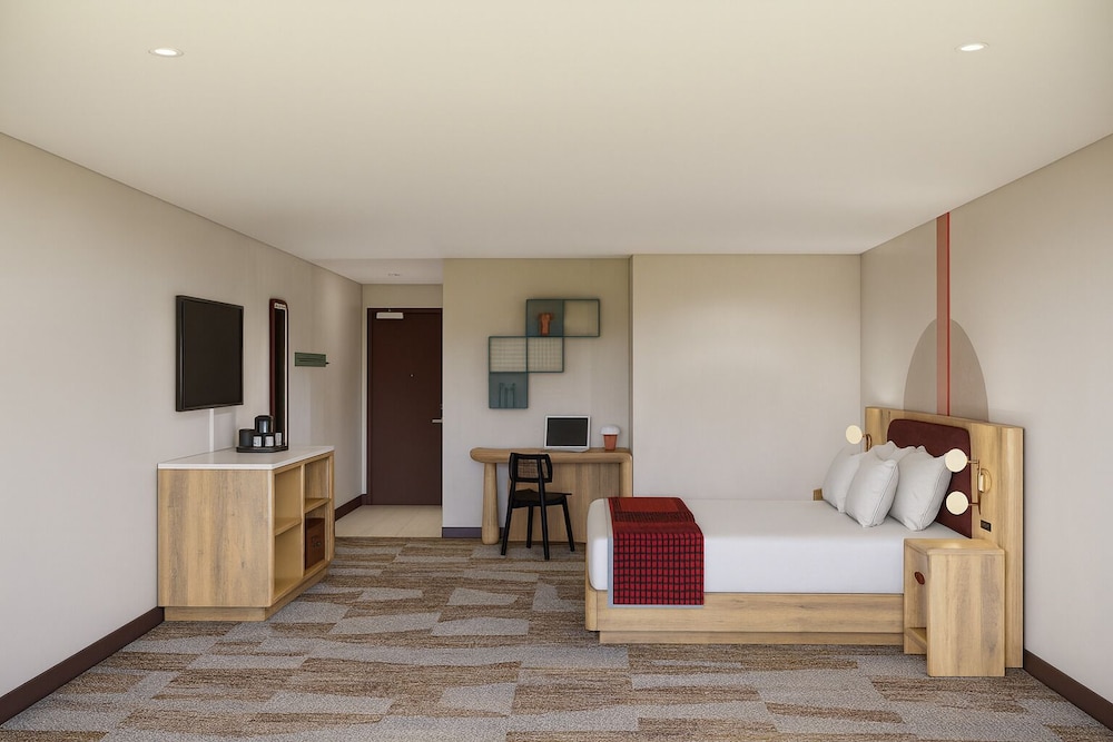 Deluxe Room, 1 King Bed, Roll-in Shower - Photo 1