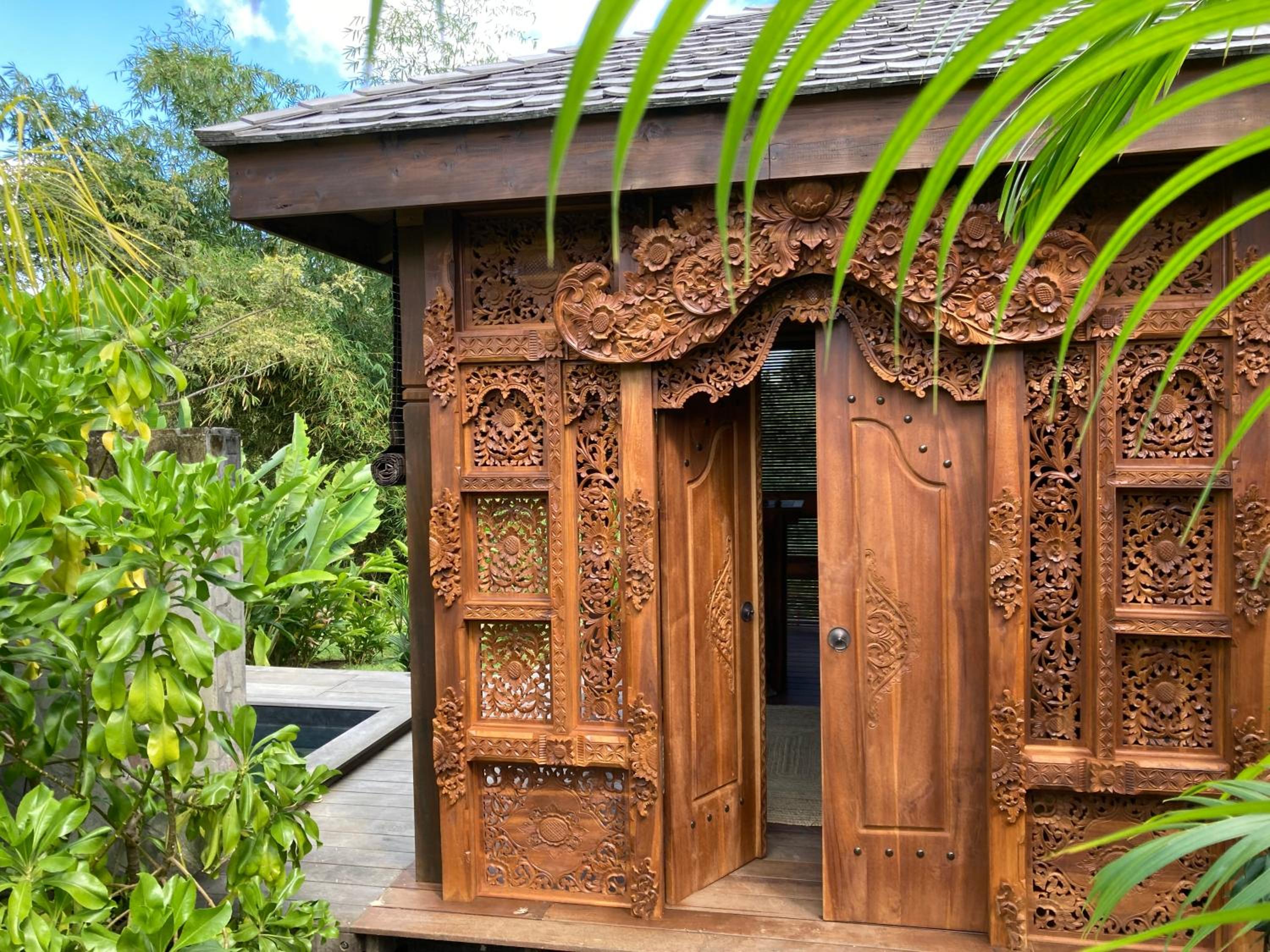 Bungalow with Patio - Photo 10