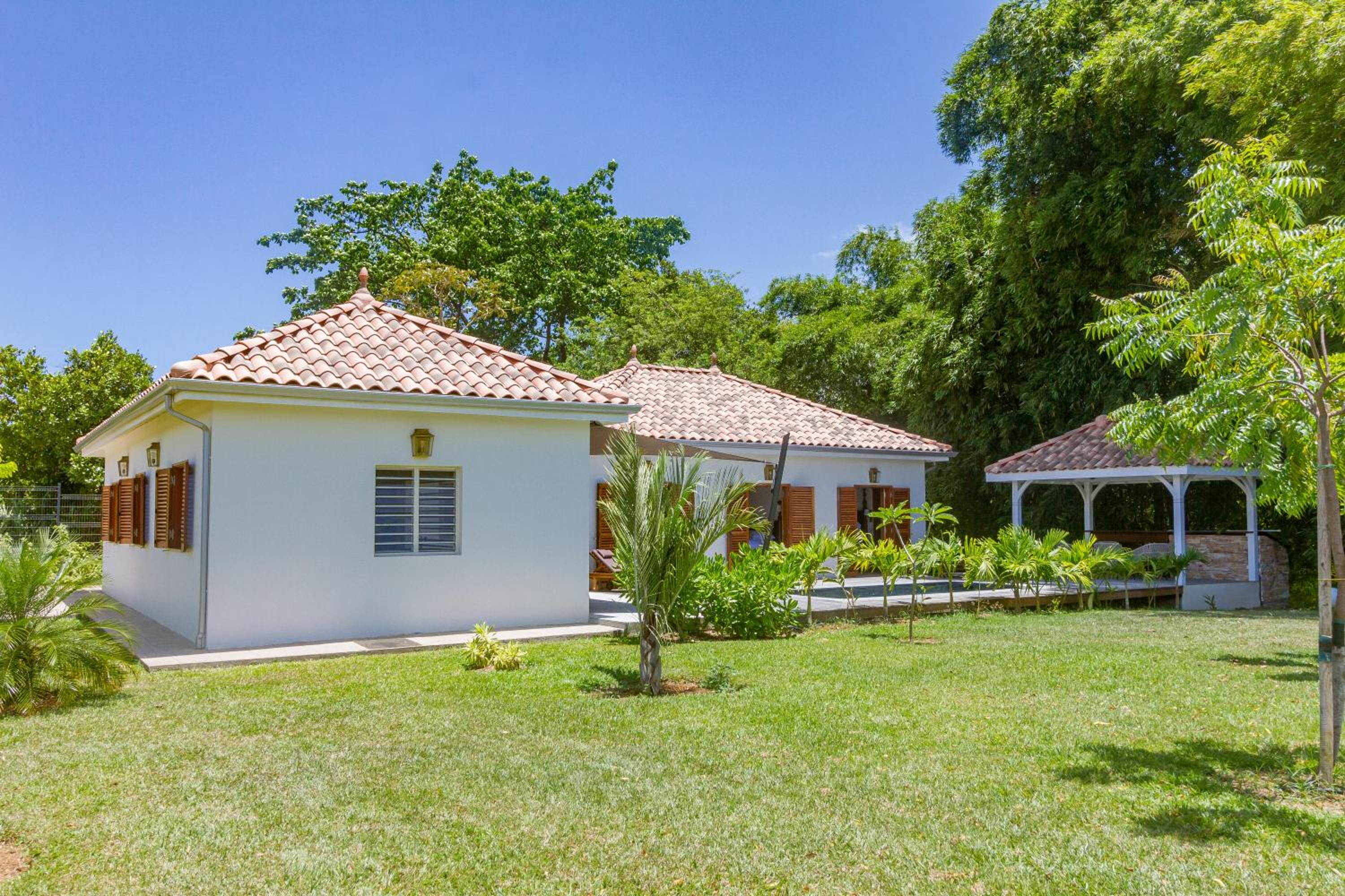 Deluxe Villa photo 2