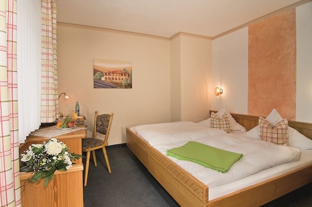 Double or Twin Room photo 1