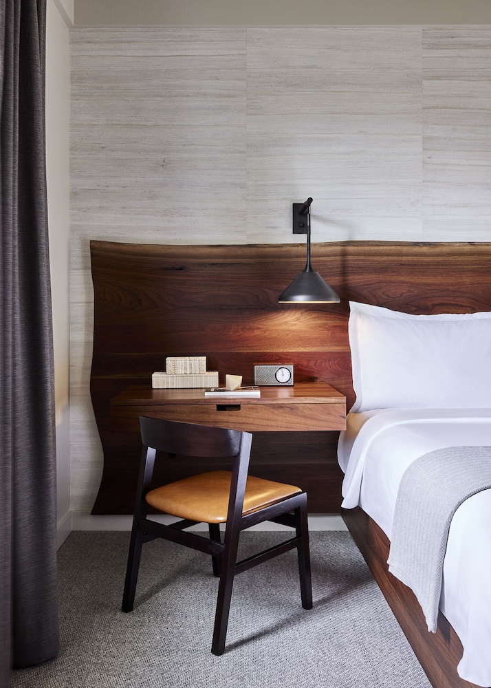 Luxury Room (Premier Suite) photo 3