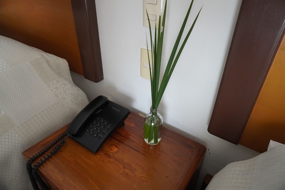 Standard Double Room - Photo 4