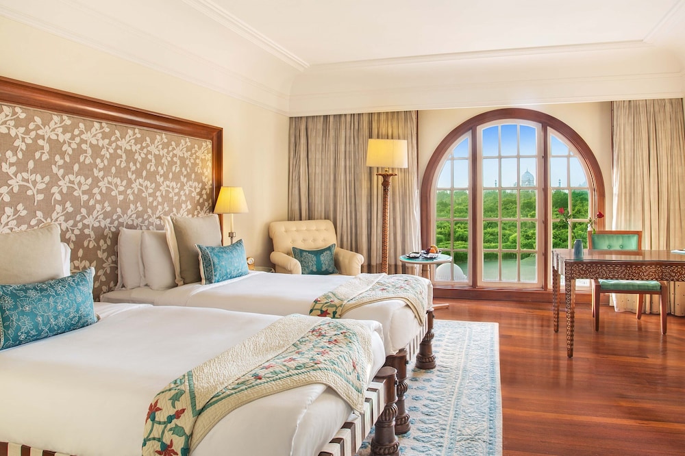 Available room