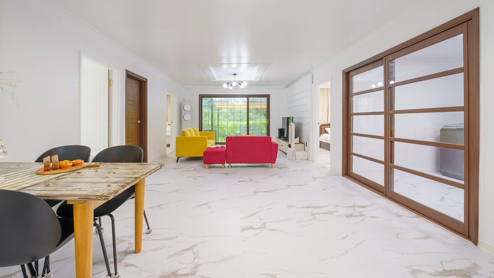 Basic Room, 3 Bedrooms (chaerokbon1)
