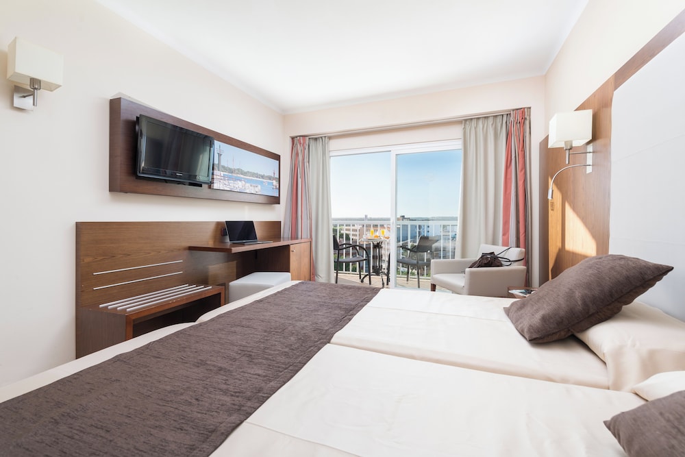 Double Room Single Use, Balcony, Mountain View