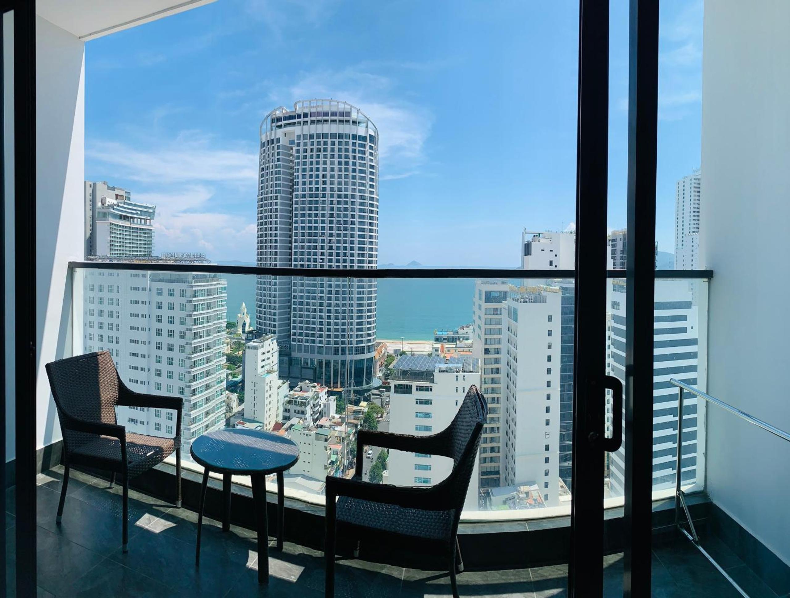 Deluxe Double or Twin Room with Ocean View - Photo 3