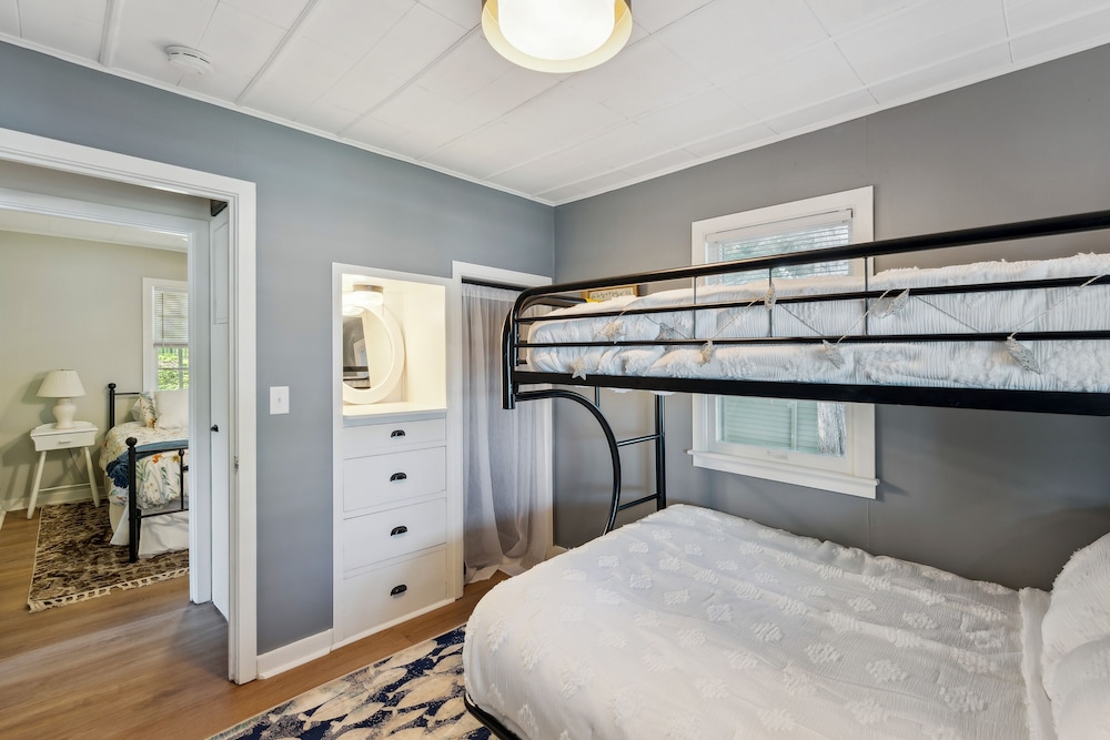 House (2 Bedrooms) photo 1