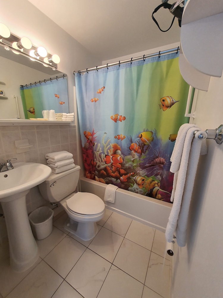 Family Suite, 1 Bedroom, Ocean View, Oceanfront photo 3