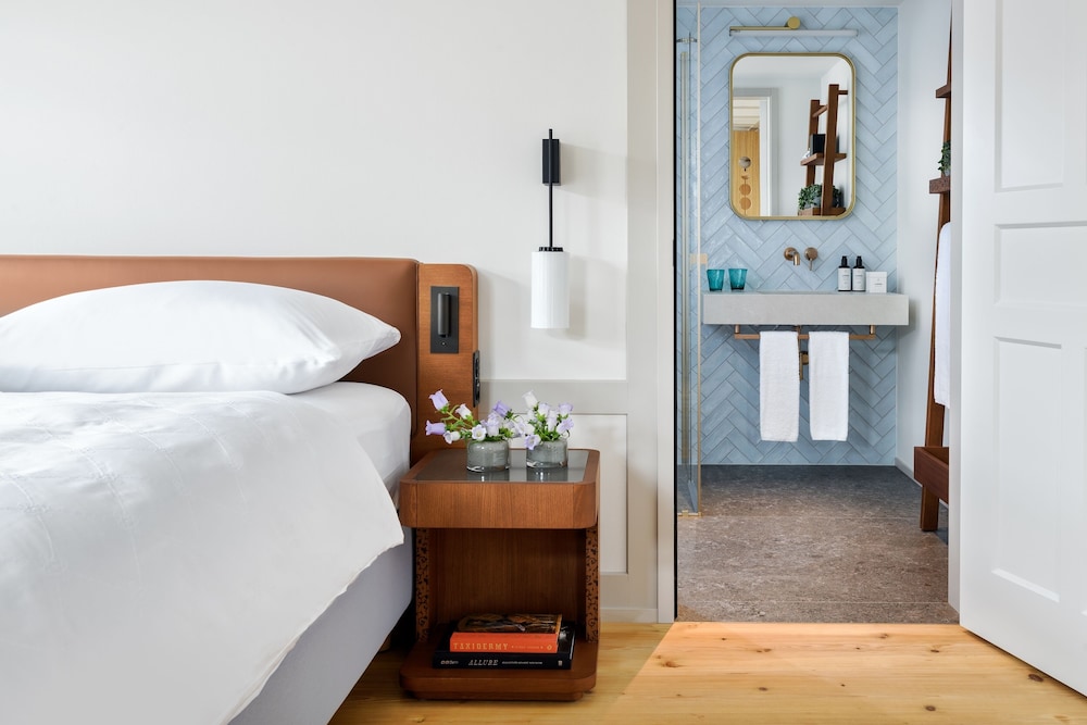 Double Room (Historic) photo 2