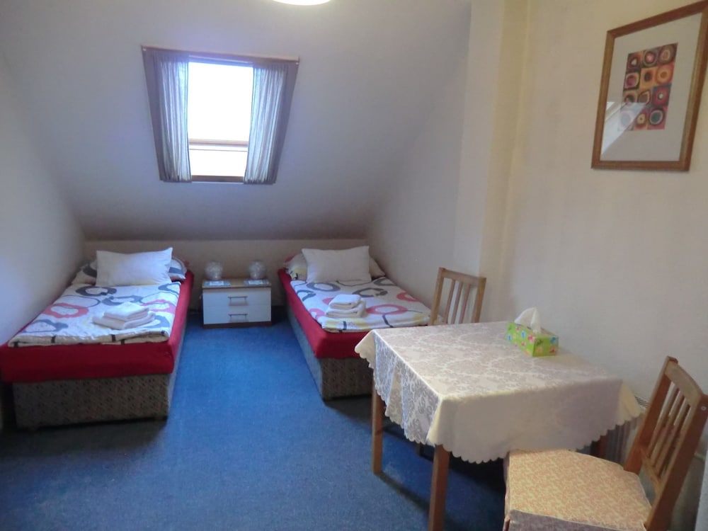 Economy Triple Room, Shared Bathroom