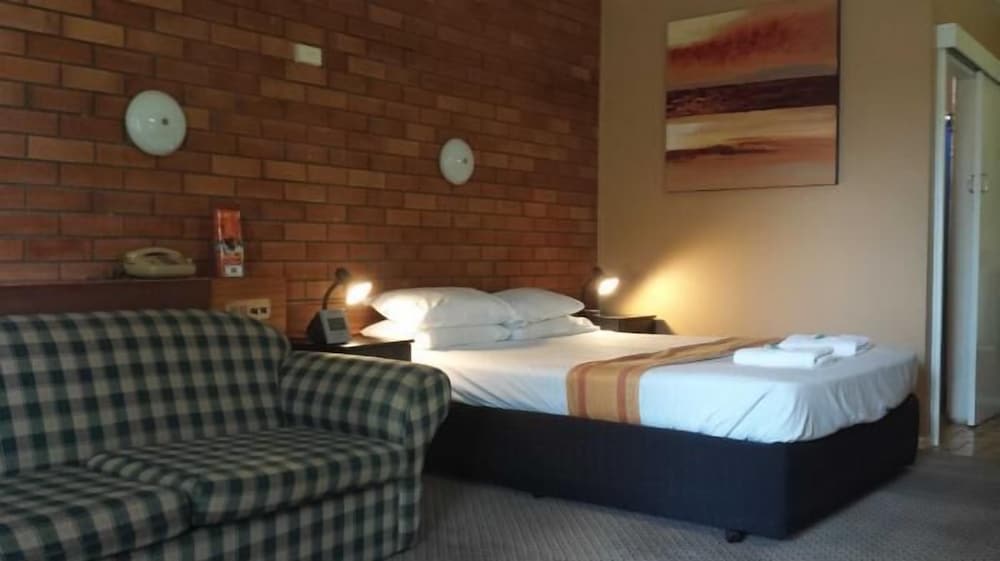 Standard Room, Non Smoking (Queen Bed Room  2 People) photo 3