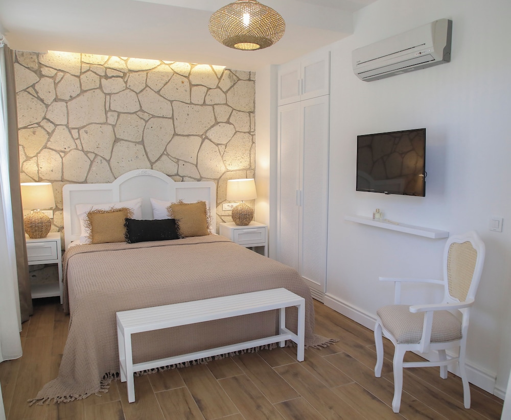 Deluxe Room, Garden Area