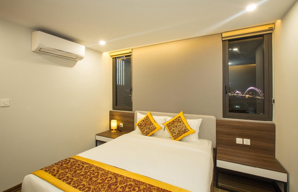 City Apartment, 2 Bedrooms - Photo 13
