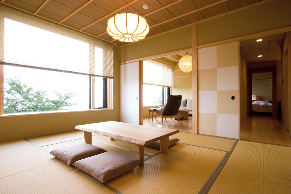 Luxury Suite -YAMATSUBAKI- photo 3