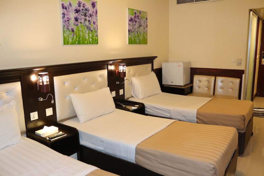 Standard Triple Room photo 3