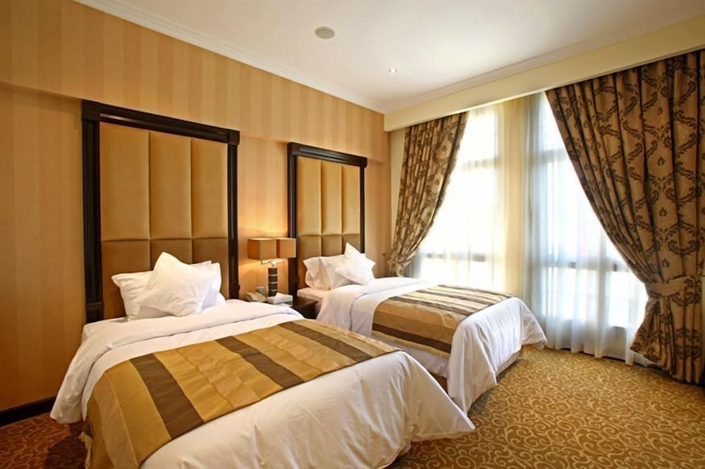 Executive Room photo 3