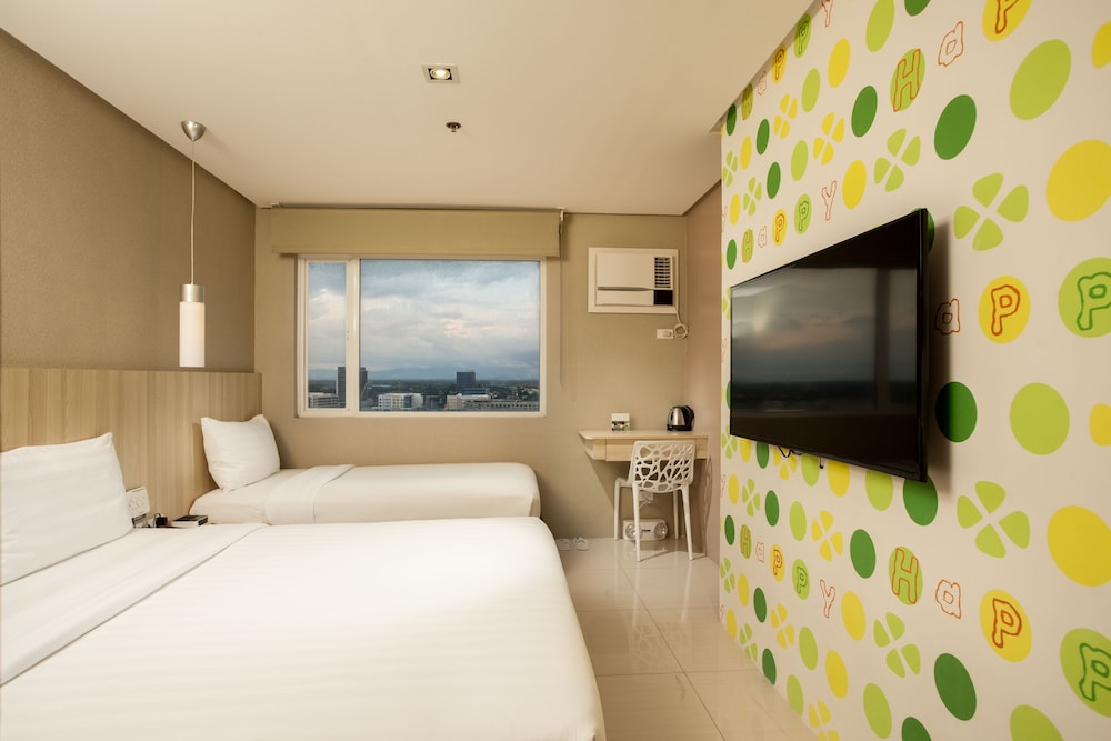 Standard Room, City View photo 2
