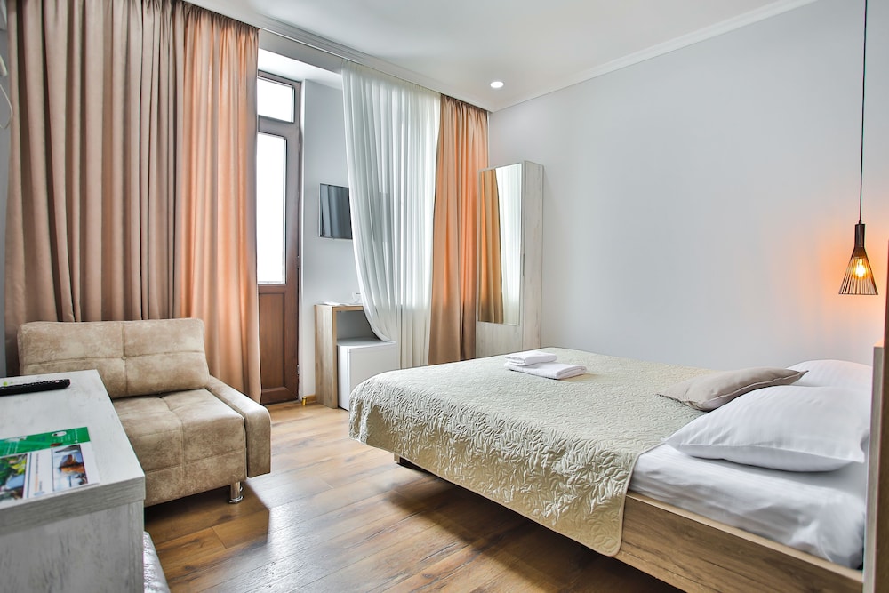 Panoramic Double or Twin Room, Multiple Beds, Non Smoking photo 1