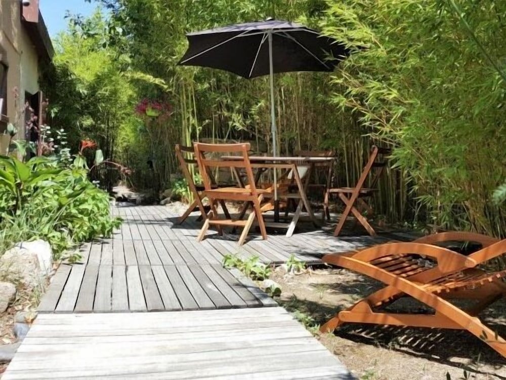 House, Ensuite, Garden View photo 3