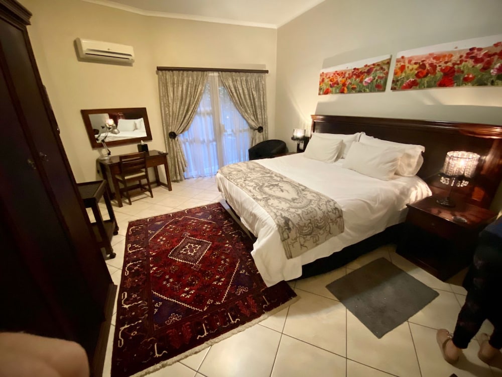Luxury Room - Photo 5