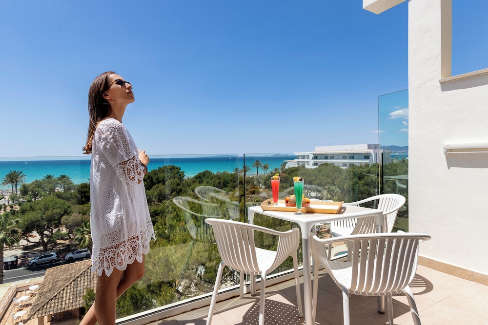 Superior Penthouse, Sea View - Photo 6