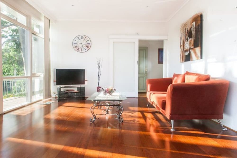 Three Bedroom House photo 2