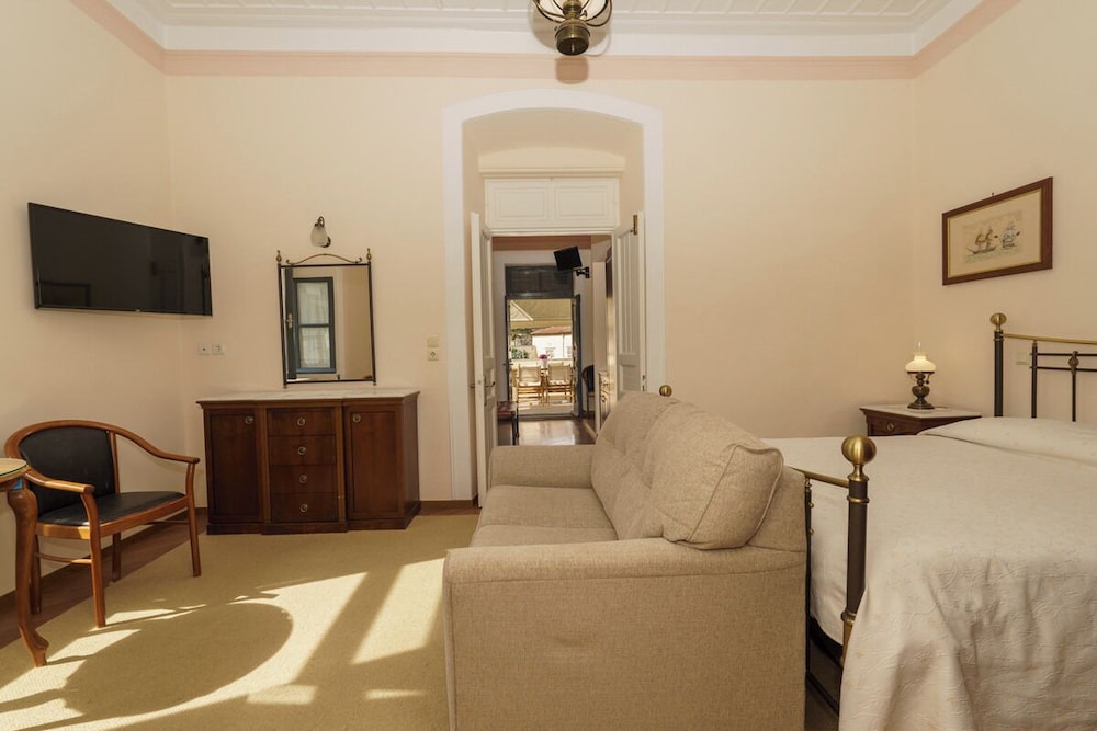 Family Suite (Athina-Artemis)