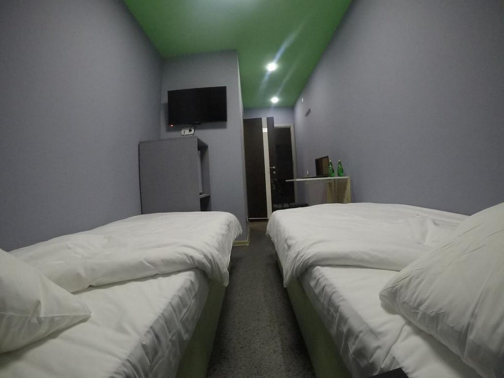 Standard Twin Room photo 3