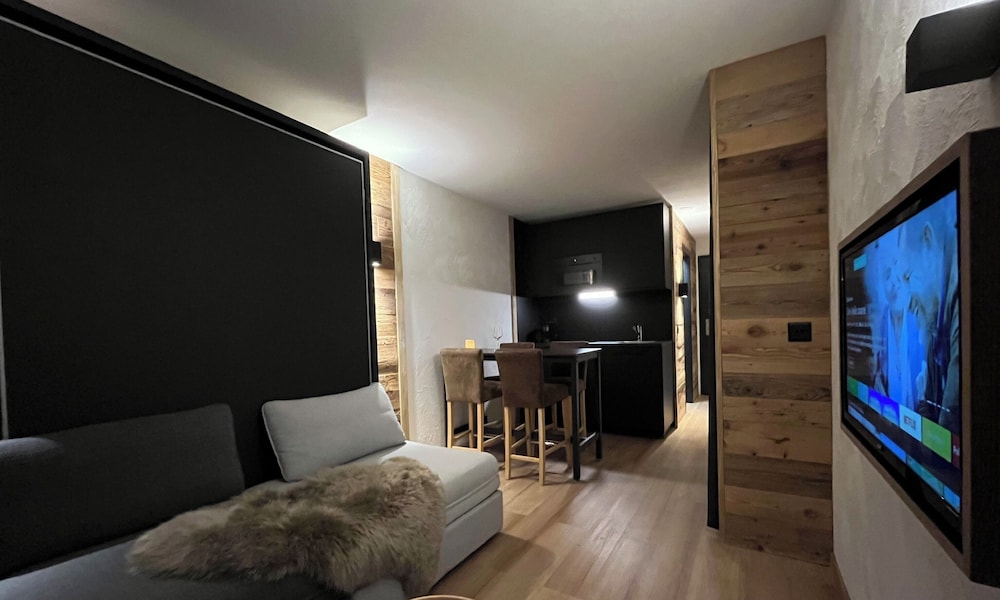 Deluxe Studio, 1 Double Bed with Sofa bed, Kitchen, Valley View photo 1
