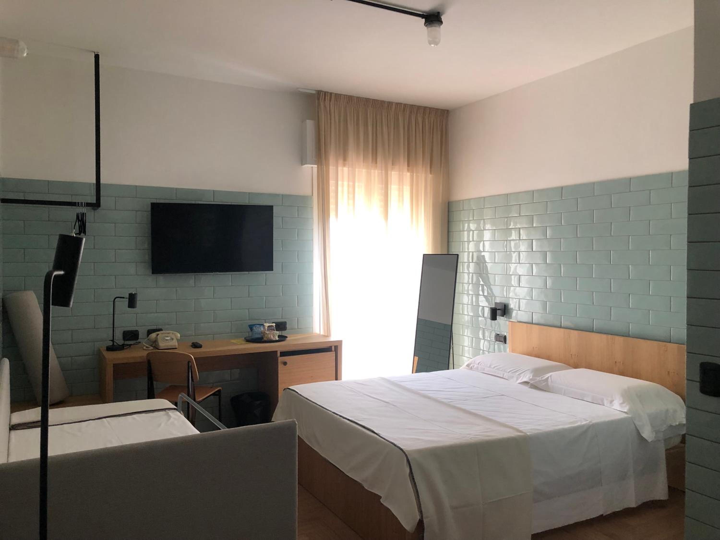 Comfort Triple Room