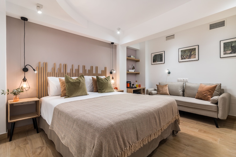Deluxe Double Room - Photo 2