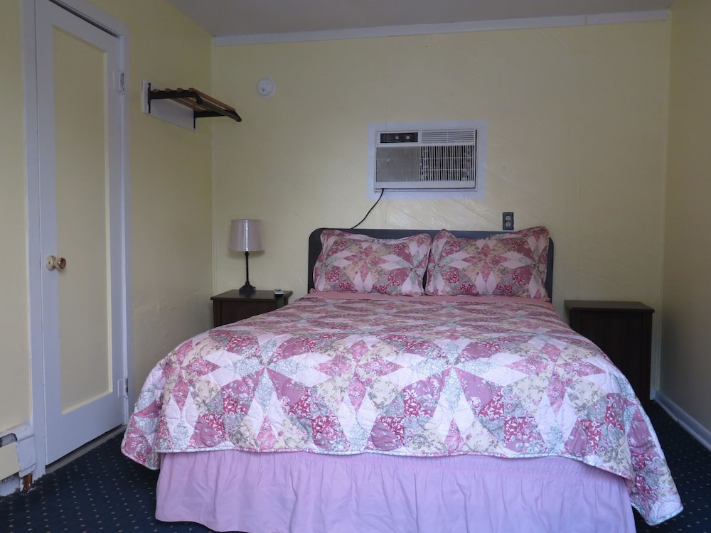 Economy Room, 1 Bedroom, Courtyard View photo 1