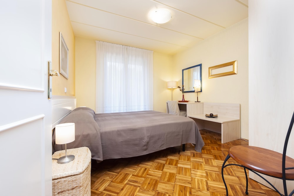 Apartment, Multiple Beds, Balcony