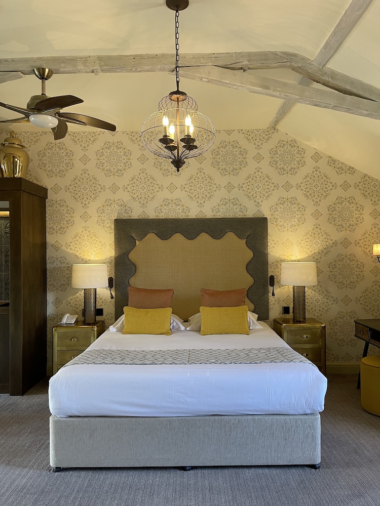 Beech Suite - Photo 1