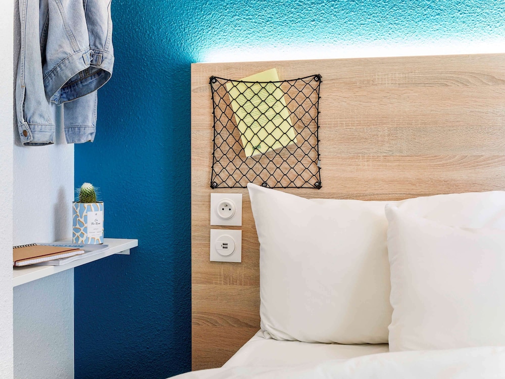 Room, 1 Double Bed, Private Bathroom (Cabrio) photo 1