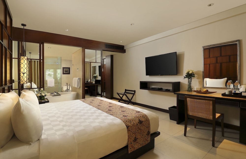 Deluxe Lagoon View Room - Photo 4